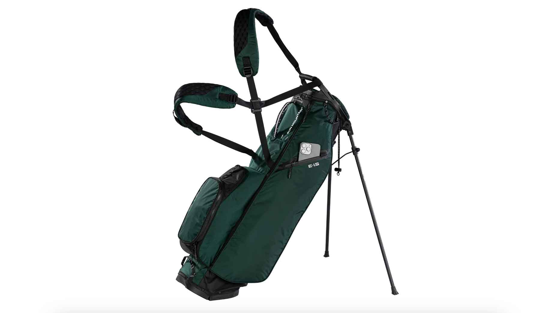 This golf bag made me love walking the course again This golf bag made me love walking the course again