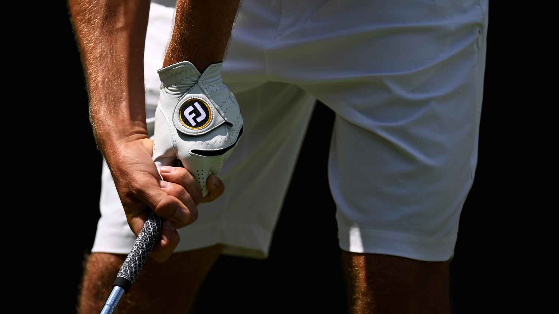 Your thumb may be wrecking your swing. Here’s how to fix it Your thumb may be wrecking your swing. Here’s how to fix it