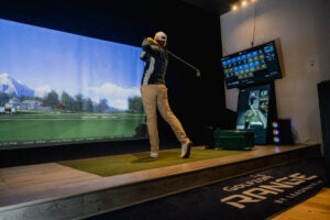 GOLFZON's new GDR MAX simulator