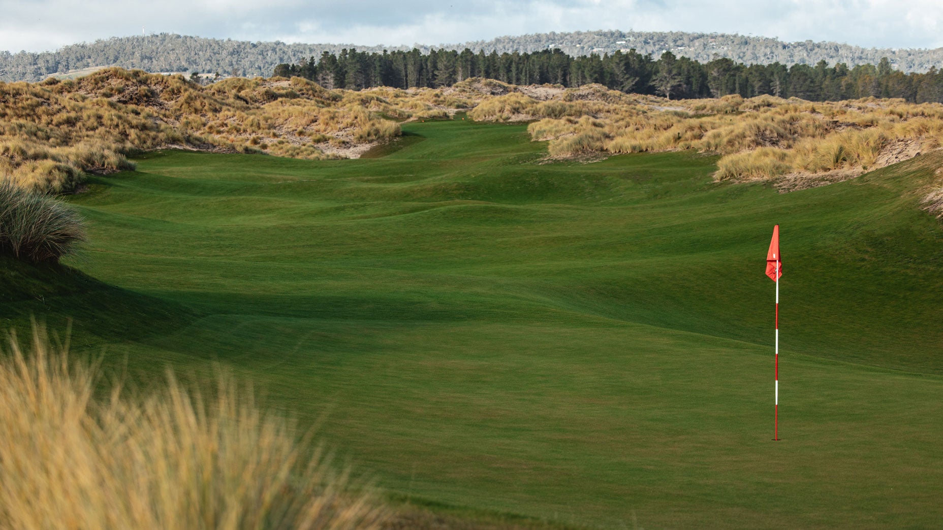 7 Mile Beach Golf Course in Tasmania