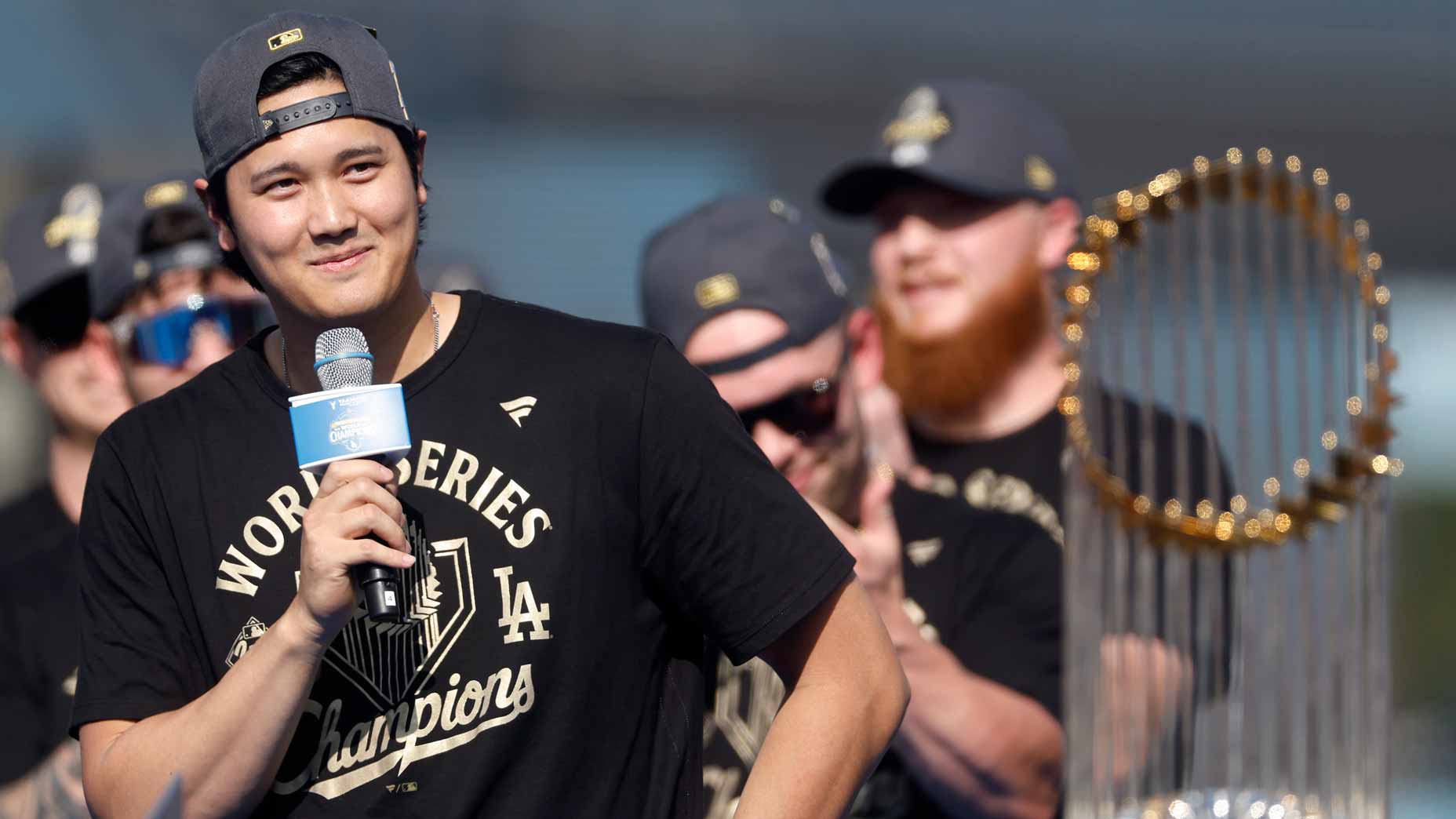 Shohei Ohtani ties Tiger Woods, blows past Scottie Scheffler with award Shohei Ohtani ties Tiger Woods, blows past Scottie Scheffler with award