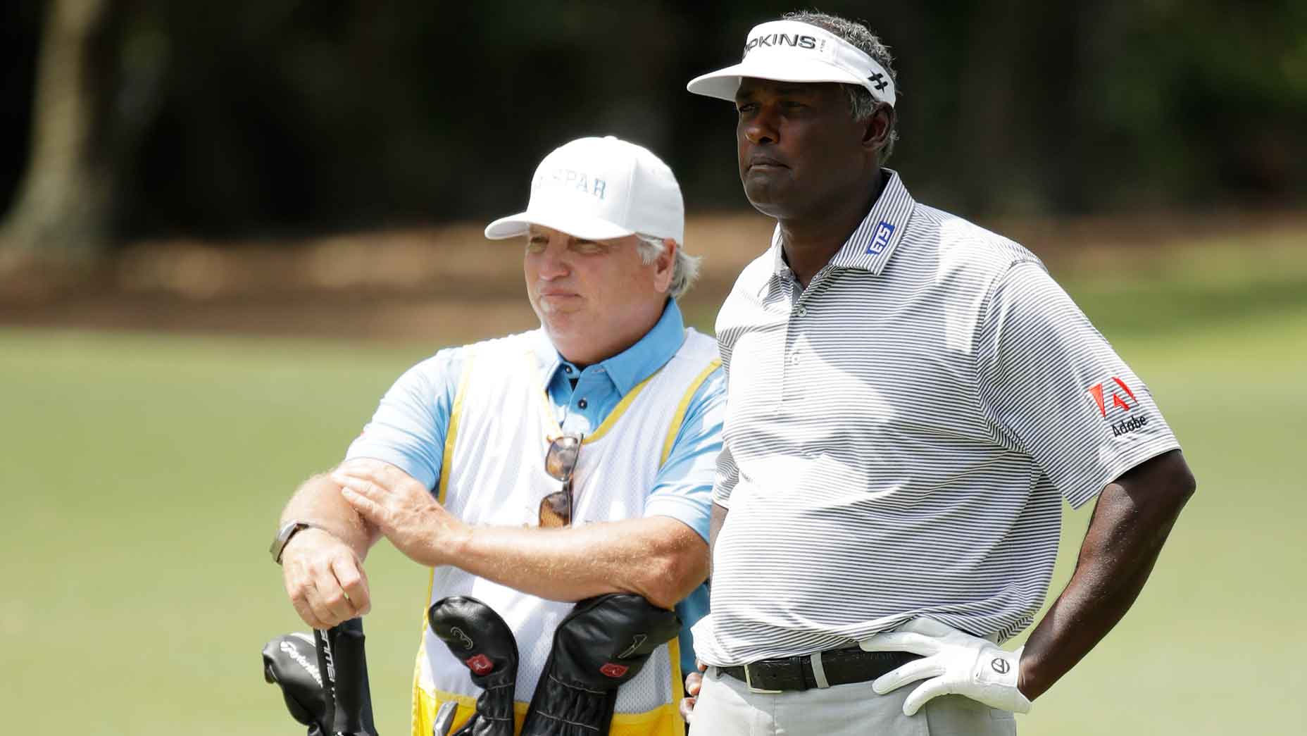 What’s it *really* like to be on the bag for Vijay Singh? Former caddie explains What’s it *really* like to be on the bag for Vijay Singh? Former caddie explains