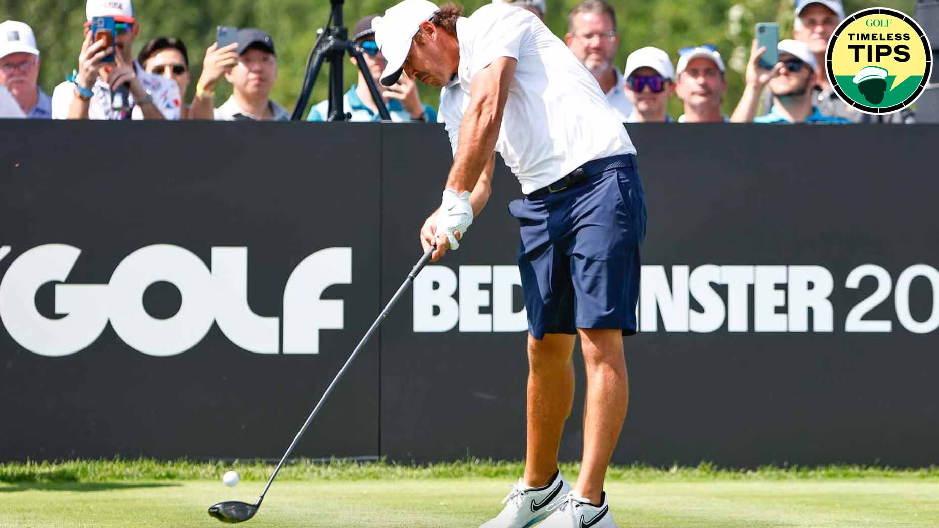 brooks koepka hits a tee shot during 2023 LIV bedminster