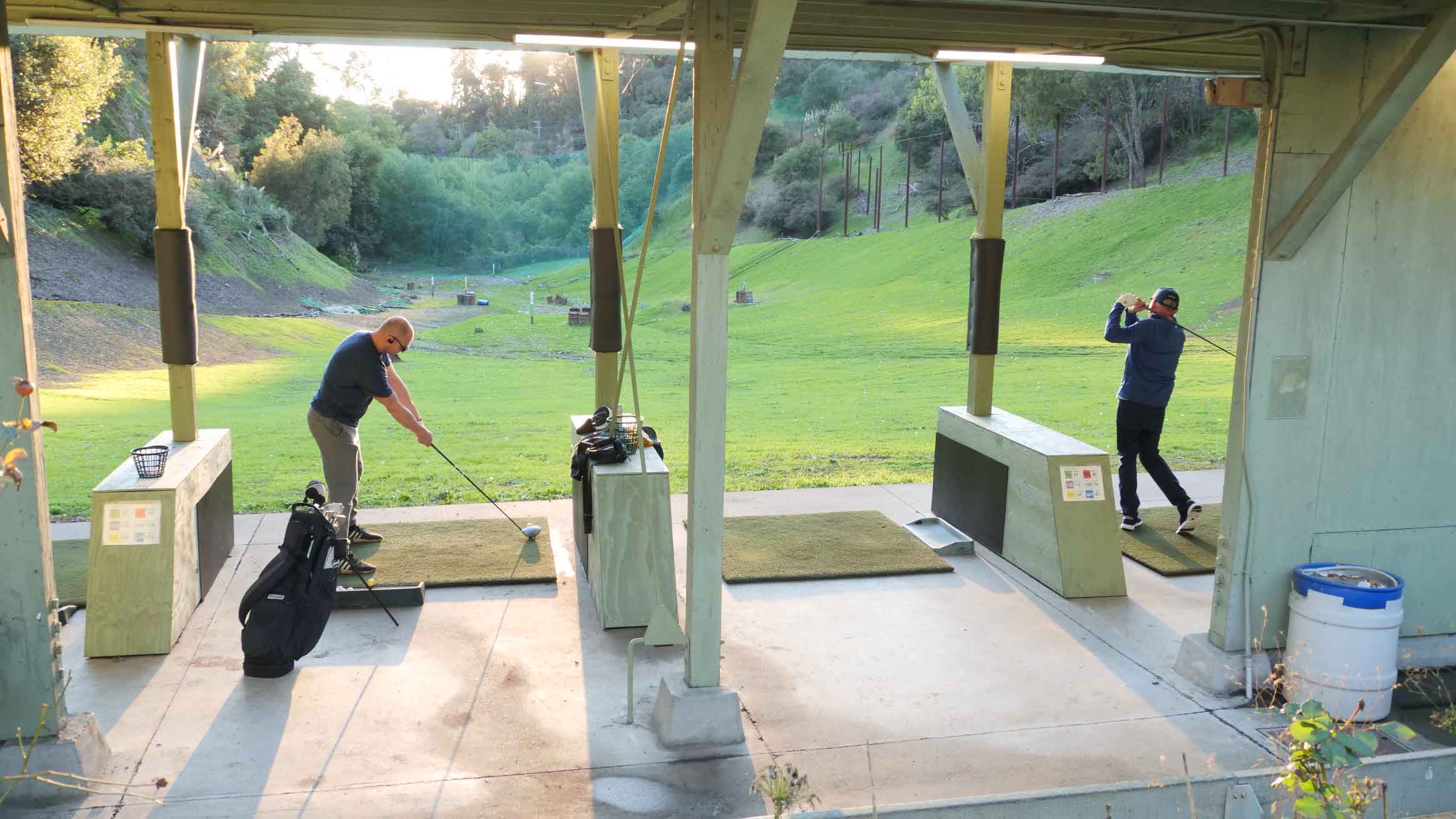 Unassuming Driving Range Offers Lessons for the Future of Golf Unassuming Driving Range Offers Lessons for the Future of Golf