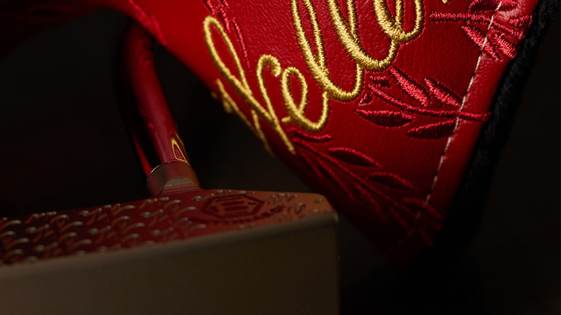 Bettinardi x W.L. Weller - Headcover Details