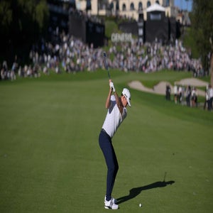 Jacob Bridgeman leads by six.