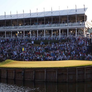 17th green at TPC Sawgrass: 2026 Players Championship Sunday tee times