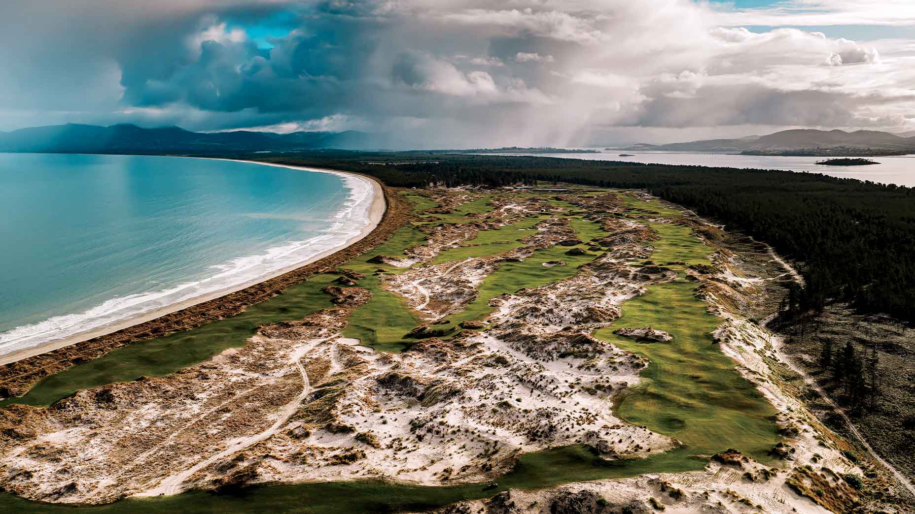 Tasmania’s splashy new design forms a trio of remote-golf musts Tasmania’s splashy new design forms a trio of remote-golf musts