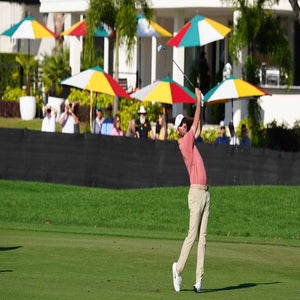 2026 Arnold Palmer Invitational odds: Scottie Scheffler hits shot at Bay Hill in 2025.