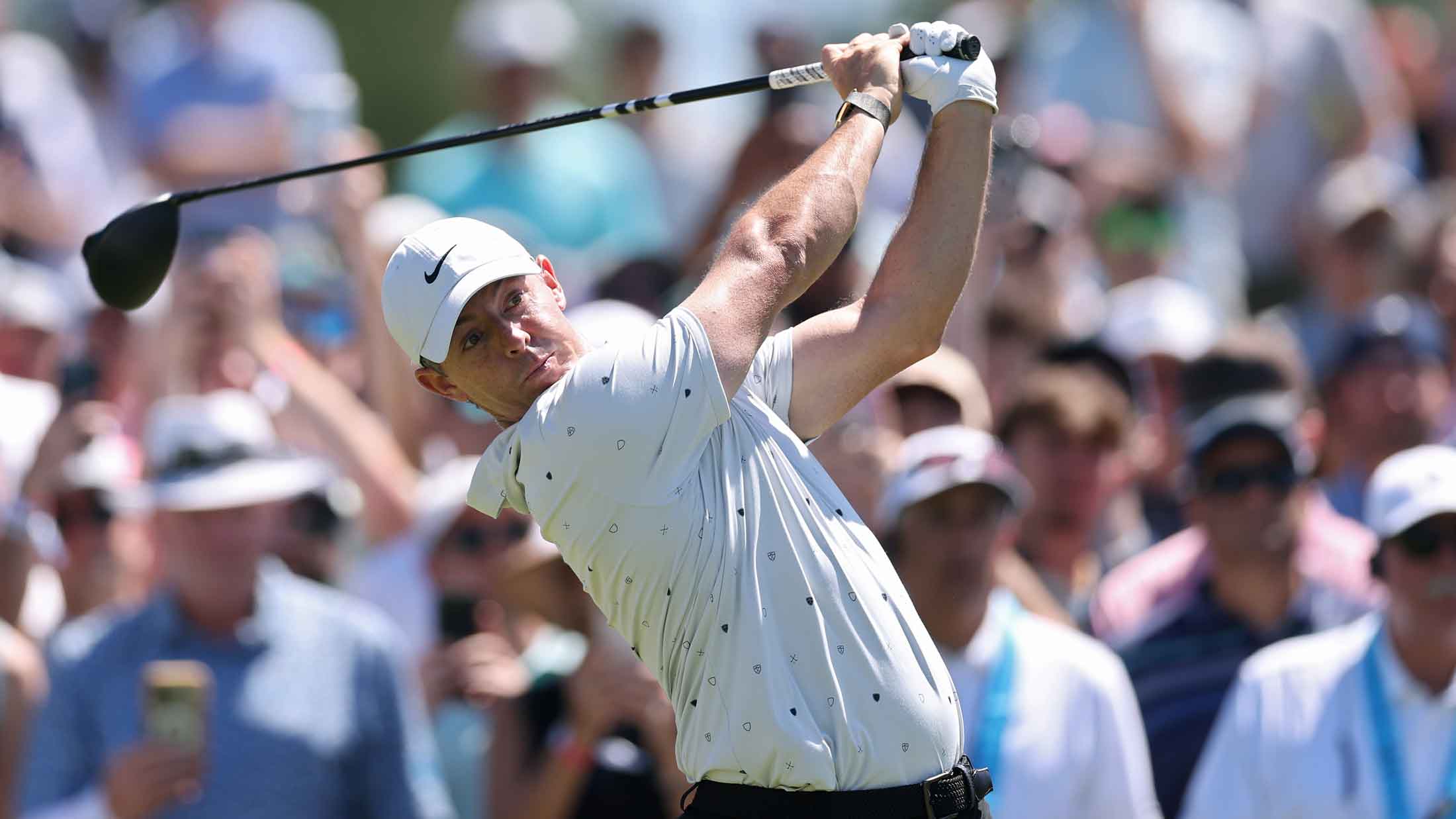 Rory McIlroy’s near-perfect PGA round on perfect day provided perfect escape Rory McIlroy’s near-perfect PGA round on perfect day provided perfect escape