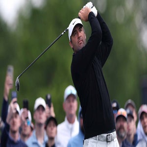 Scottie Scheffler watches tee shot at Aronimink: 2026 PGA Championship Saturday tee times