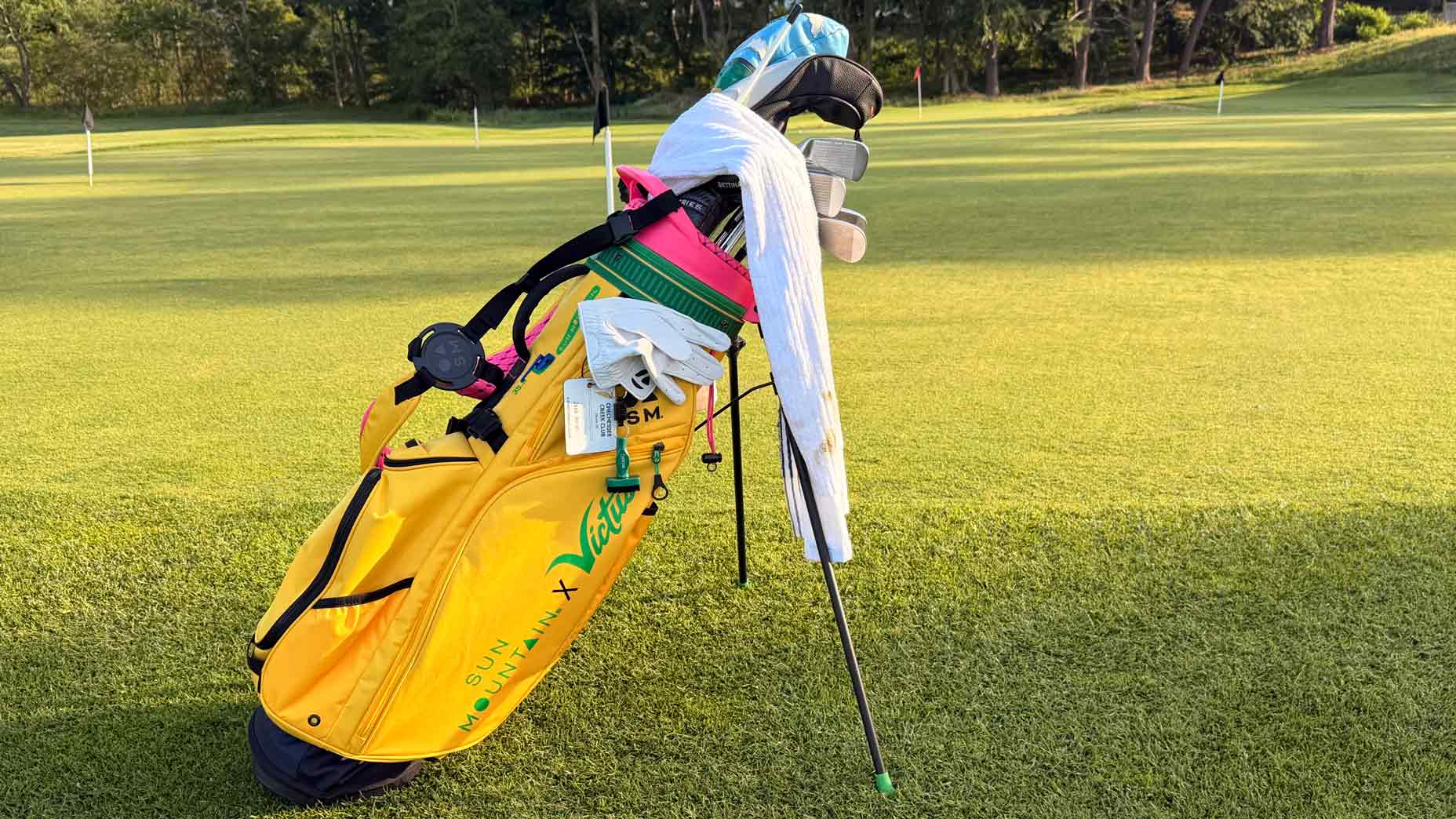 Sun Mountain’s new ‘pencil’ golf bag makes sharp statement Sun Mountain’s new ‘pencil’ golf bag makes sharp statement