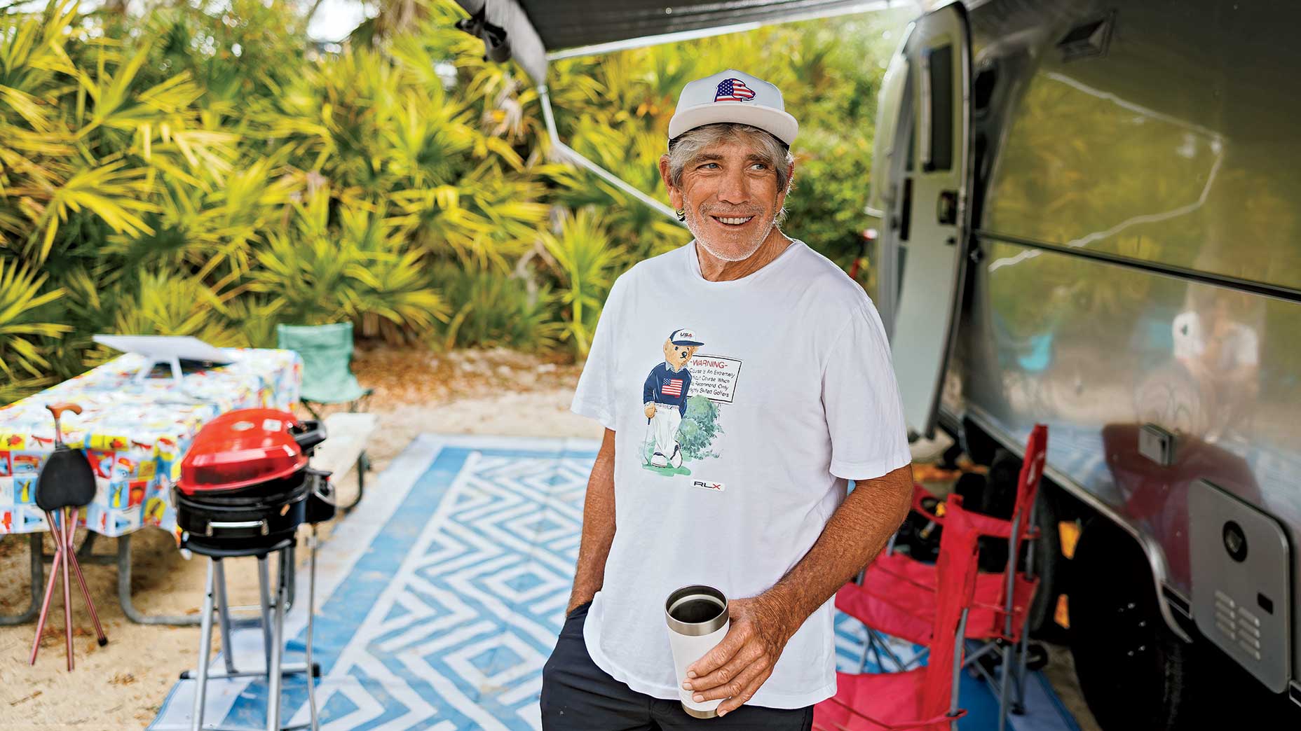 Golf's wackiest swing coach? An RV-driving surfer with major-winning pedigree