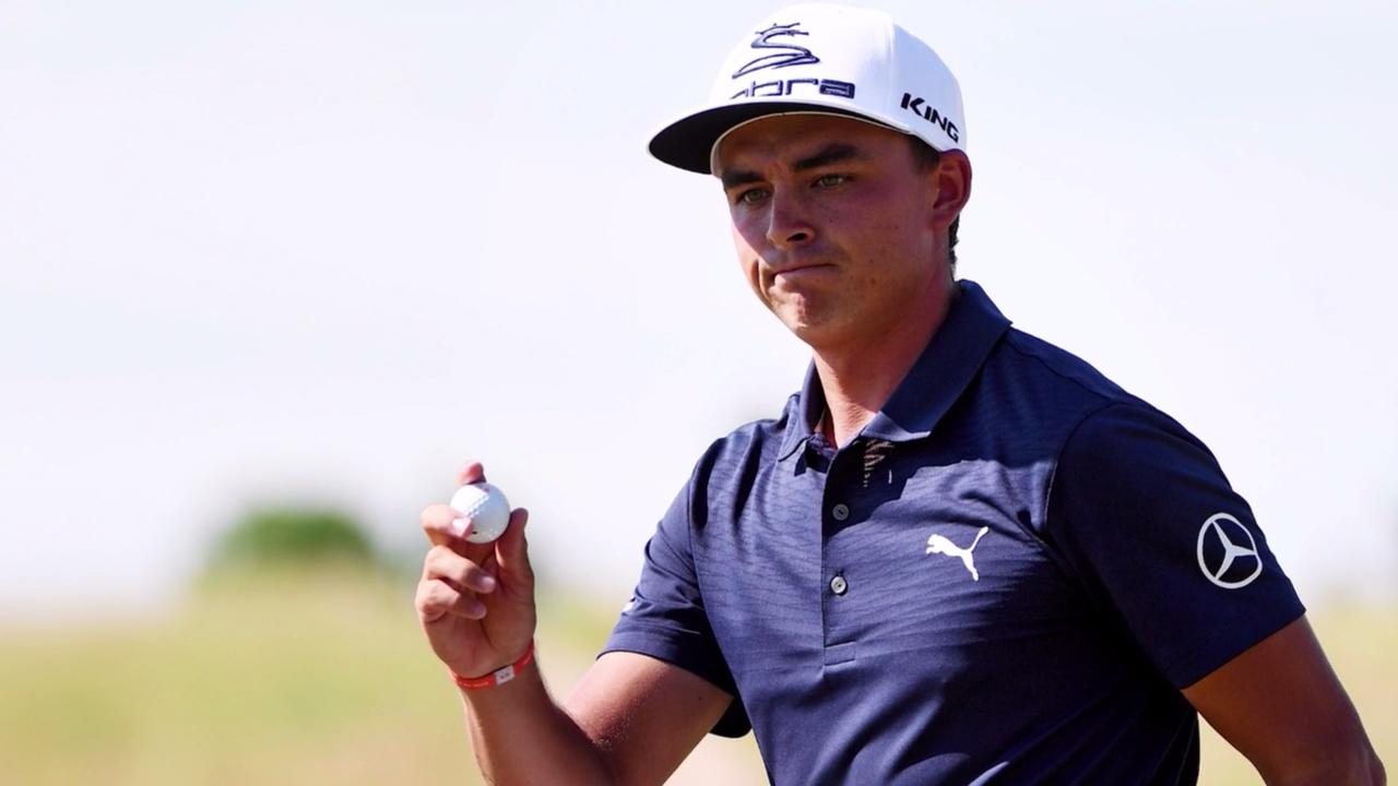 Rickie Fowler in prime position for Moving Day